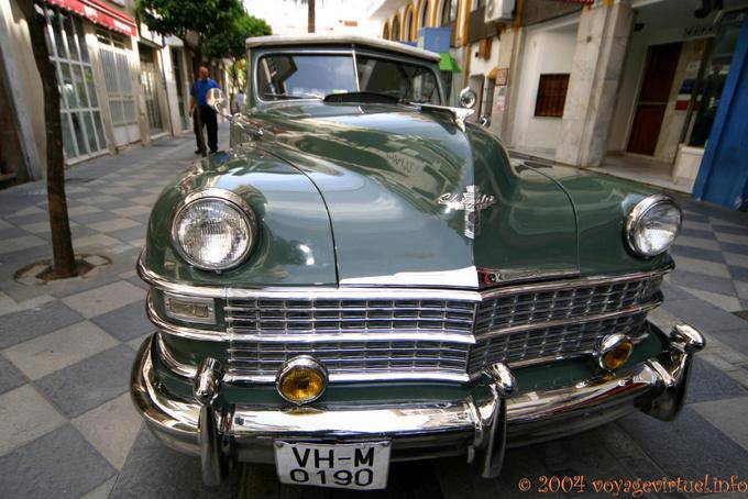 Old verde Chrysler, Algeciras - Espanha