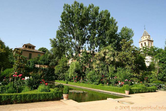 Nos jardins, Alhambra Nasrid Granada - Espanha, Andaluzia