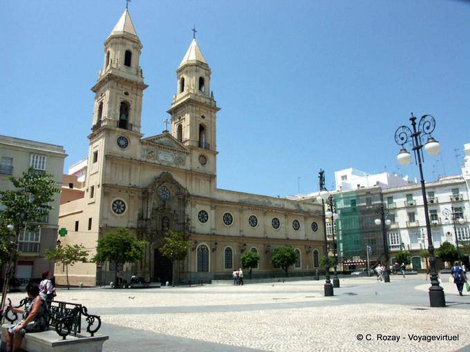 Iglesia Plaza San Antonio, Cadiz - Espanha