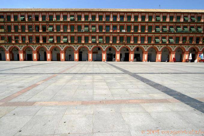 Arcadas da Place de la Corredera, Cordoba - Espanha, Andaluzia