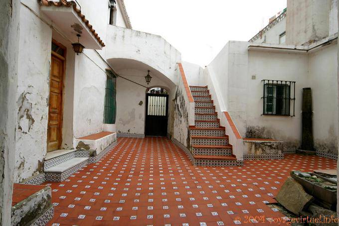 Pátio de uma casa, Tarifa - Espanha