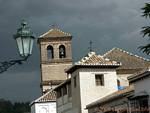 Igreja da Albaicin na tempestade, Granada, Espanha.