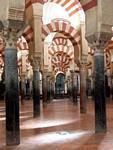 Mármore preto e rosa acrescentando Alhaken, Mezquita Cordoba, Espanha.