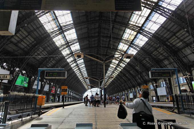 Estação de Retiro Mitre, docas, Buenos Aires - Argentina