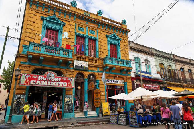 Edifício colorido do Caminito fábrica, La Boca, Dr. del Valle Iberlucea, Buenos Aires - Argentina