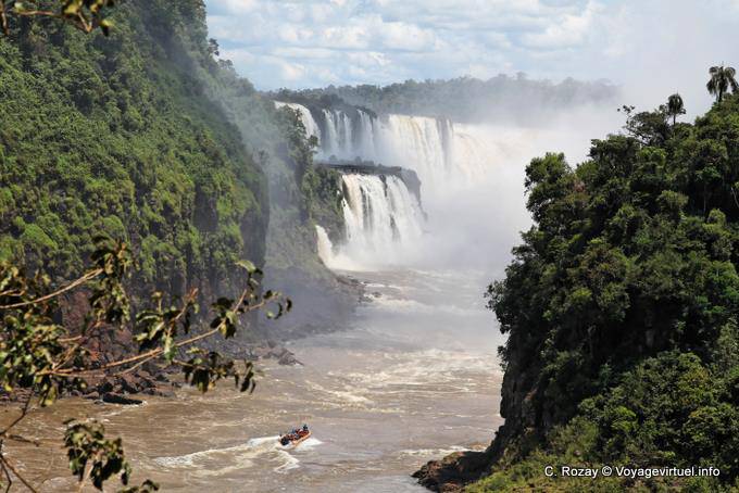 No caminho para o salto Três Mosqueteiros, Cataratas do Iguaçu - Argentina