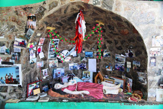 O santuário de Vallecito, Difunta Correa - Argentina