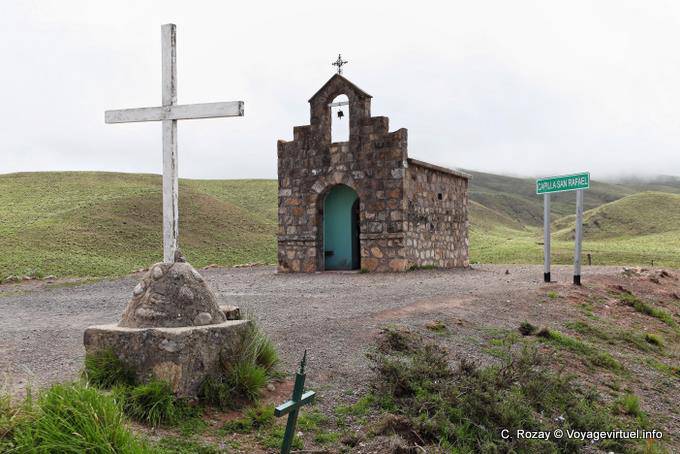 Piedra del Molino em 3457m ​​altitude, Capilla San Rafael - Argentina