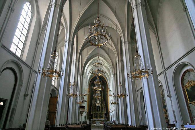 Augustiner Kirche, Innenansicht Gotischer Sakralbau - Viena - Austria