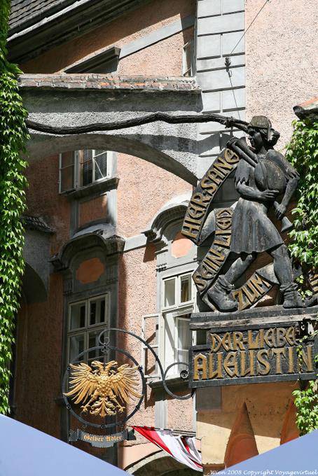 Fleischmarkt, Griechengasse der Liebe Augustin - Viena - Austria