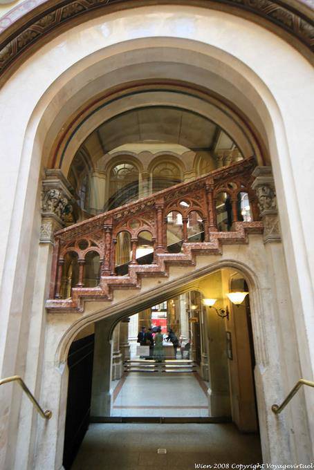 Freyung Ferstel Palace, escadaria de mármore - Viena - Austria
