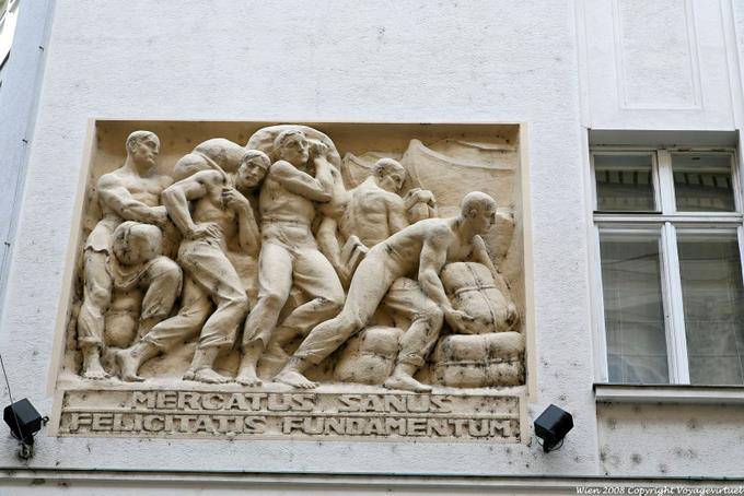 Herrengasse Mercatus Sanus Felicitatis Fundamentum - Viena - Austria