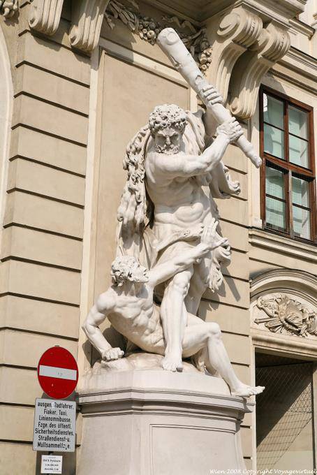 Hofburg Spanische Reitschule, outra estátua de Hércules - Viena - Austria