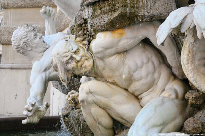 Michaeler Platz, Brunnen Macht zu Lande, close-up - Viena - Austria