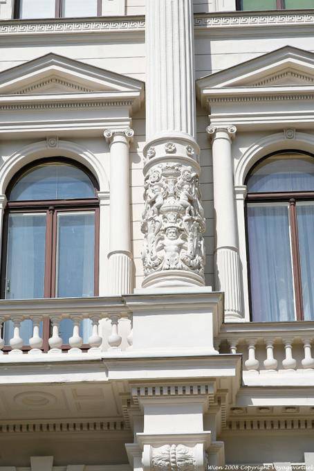 Reichsratstrasse detalhe colunata - Viena - Austria