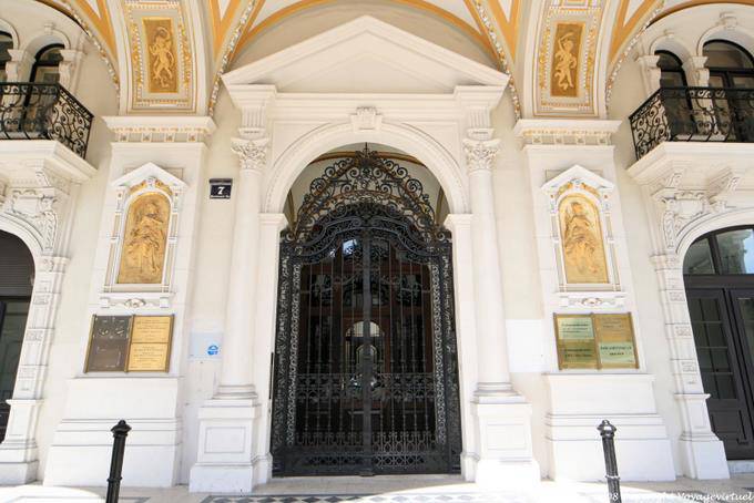 Reichsratstrasse Parlamentsklub - Viena - Austria
