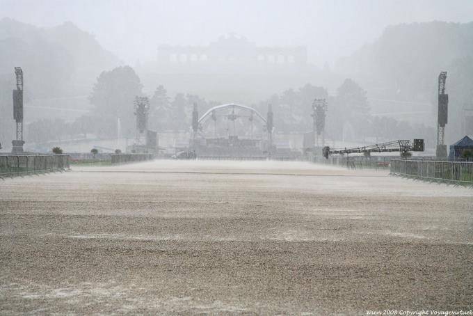 Schönbrunn na chuva, Es Regnet - Viena - Austria