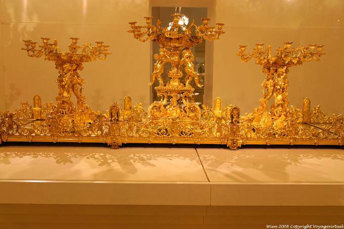 Museu Sissi, lustres dourados - Viena - Austria