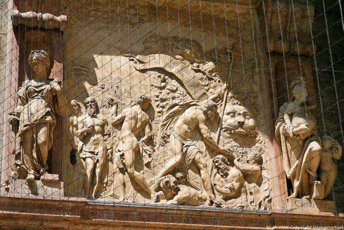 Stefansdom, out of Hell - Viena - Austria