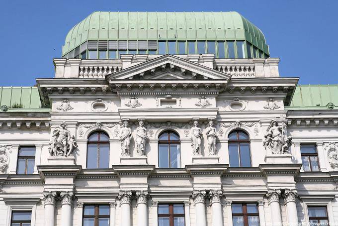 Währingerstraße, zoom fachada - Viena - Austria