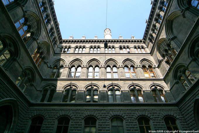 Wiener Rathaus, no primeiro pátio - Viena - Austria