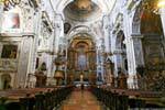 Dominikanerkirche, Nave e Altar principal Dome, Viena - Austria.