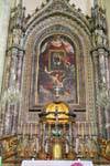 Minoritenkirche altar visto em close-up, Viena - Austria.
