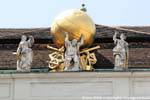 National Bibliothek Atlas Apoio à Celestial Globe, Viena - Austria.