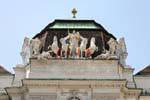 Estátua National Bibliothek de Pallas Athene era Quadriga equitação, Viena - Austria.