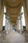 Sob os arcos de uma asa, Gazebo Schönbrunn, Viena - Austria.