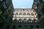 Wiener Rathaus, no primeiro pátio, Viena - Austria.