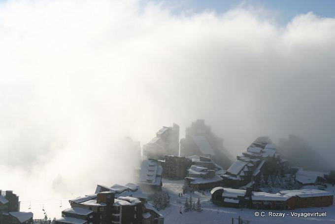 Névoa Ghostly, Avoriaz - Alpes, França