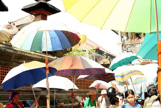 Gianyar, guarda-chuvas mercado - Bali