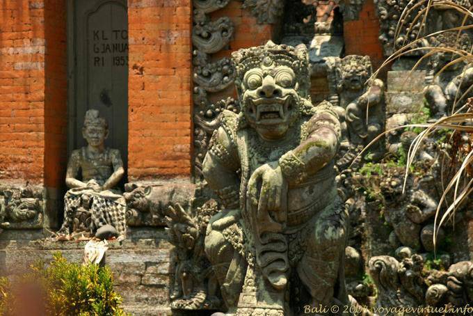 Pedra ourives, Kengetan Temple - Bali