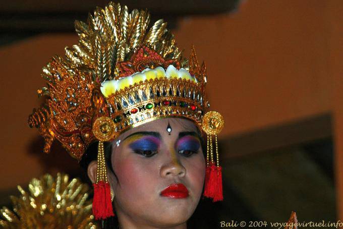 Up rosto dancer Ramayana dança - Bali