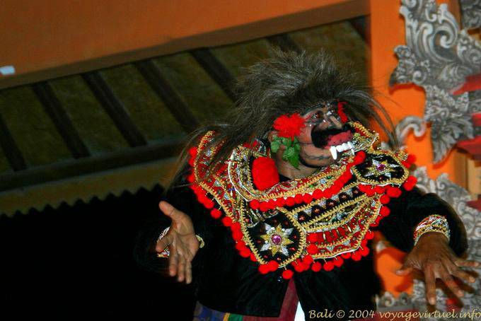 O Barong, criatura mítica que representa o Bom, Ramayana - Bali