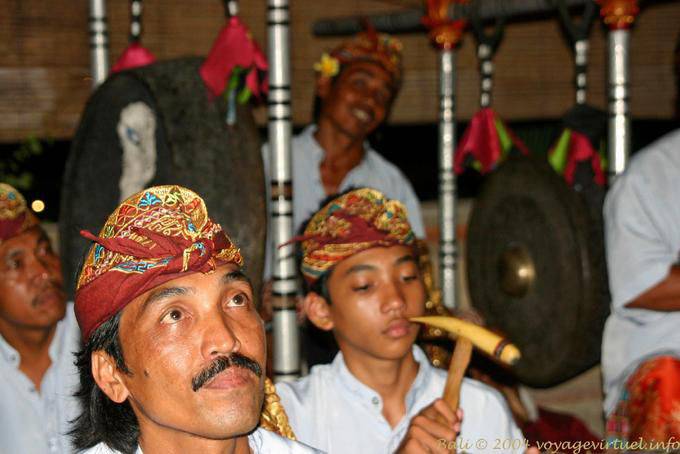 Músicos extático dançar Ramayana Nusa Dua - Bali