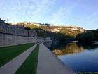 Besançon, nas margens do rio Doubs, França.