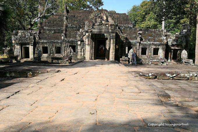 Construir para o terraço cruciforme, Banteay Kdei, Angkor, Camboja
