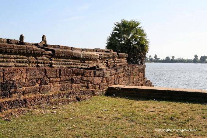 Bacia para as abluções SARS Srang, Angkor, Camboja