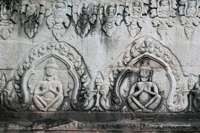 Medalhões oração na parede, Angkor Wat, Angkor, Camboja