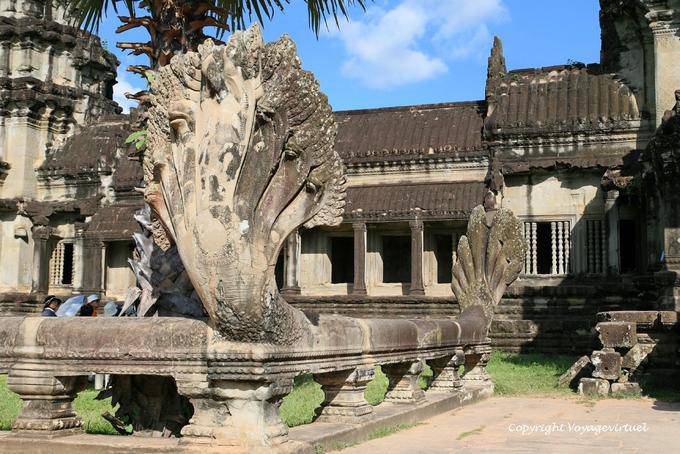 Balaustrada naga Huge, Angkor Wat, Angkor, Camboja