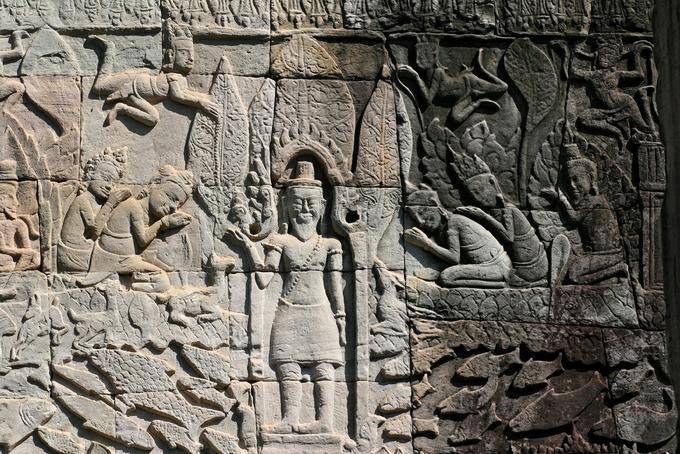 Por favor, galeria interior Bayon Angkor Thom, Angkor, Camboja