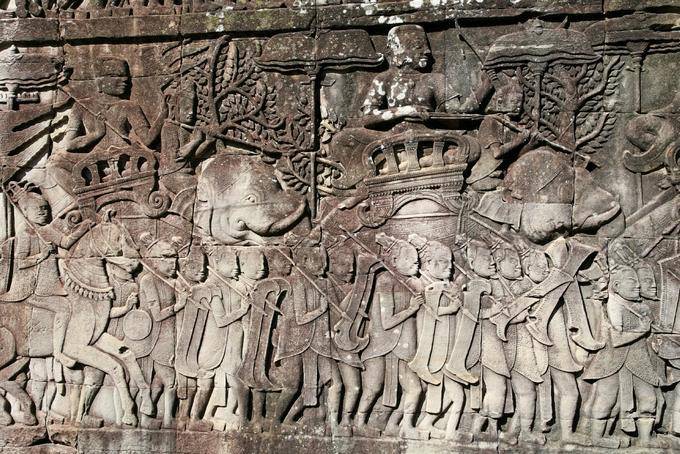 Batalha elefantes Bayon Angkor Thom, Angkor, Camboja