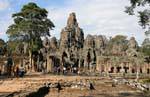 Panorama do templo de Bayon, Angkor Thom, Camboja.