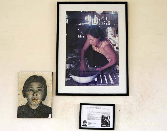 Guardian (ou vítima?) Sobrevivente do genocídio, Tuol Sleng, em Phnom Penh - Camboja
