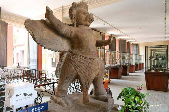 Estátua do estilo Garuda Koh Ker, Museu Nacional, Phnom Penh - Camboja