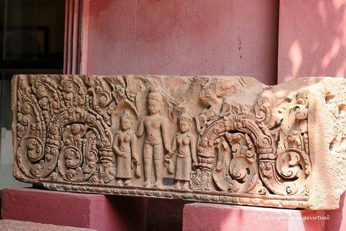 Estilo lintel Baphuon de Kampong Thom, Phnom Penh Museu - Camboja