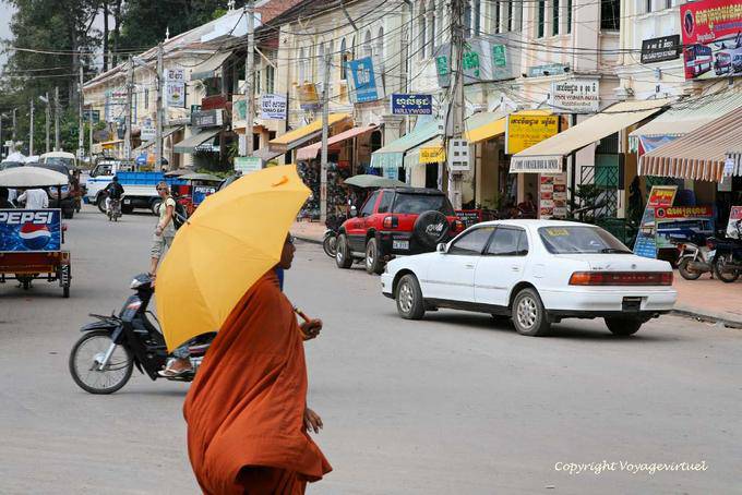Passagem Monk, Siem Reap - Camboja