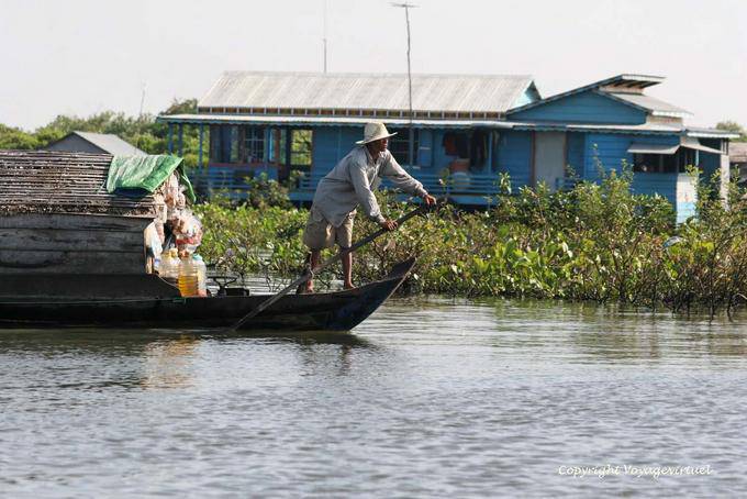 Gesto do remador, Tonle Sap Lake - Camboja
